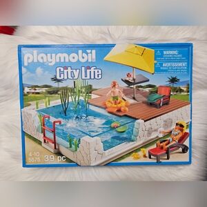 Playmobil City Life Pool Playset